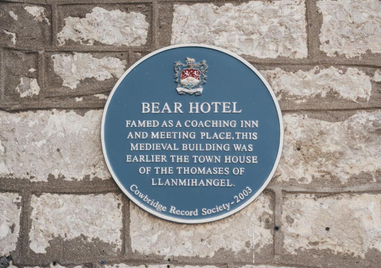 The Bear, Cowbridge Ξενοδοχείο Εξωτερικό φωτογραφία