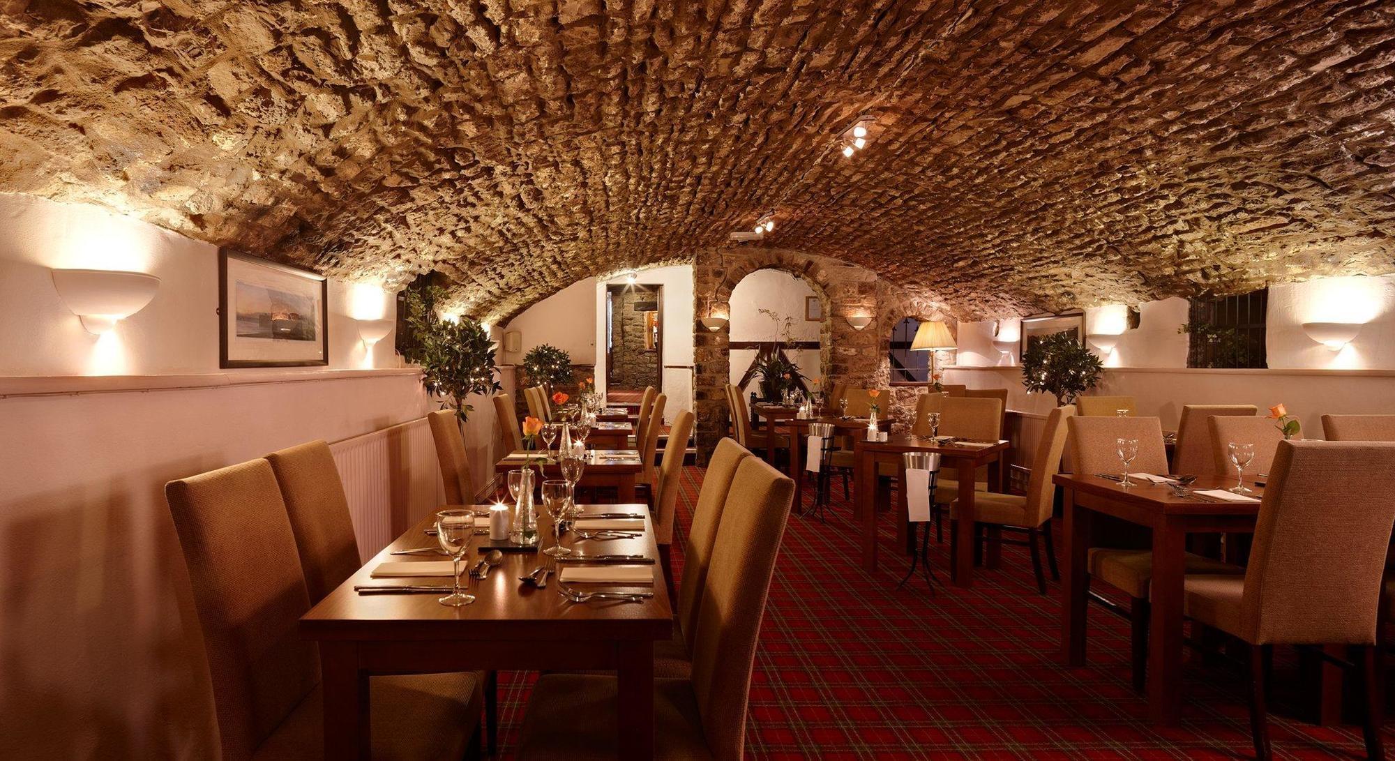 The Bear, Cowbridge Ξενοδοχείο Εξωτερικό φωτογραφία